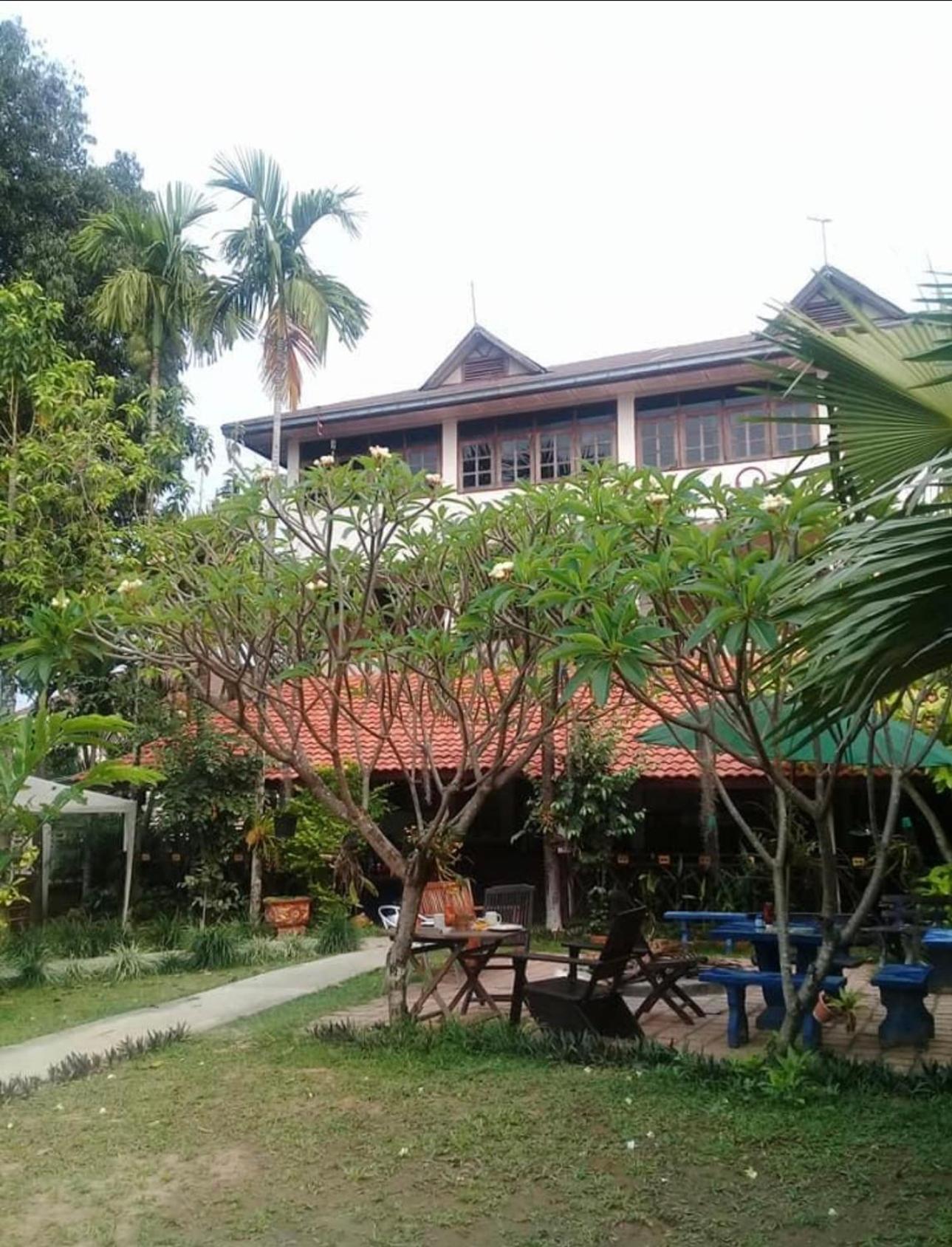 Thakhek Travel Lodge Extérieur photo