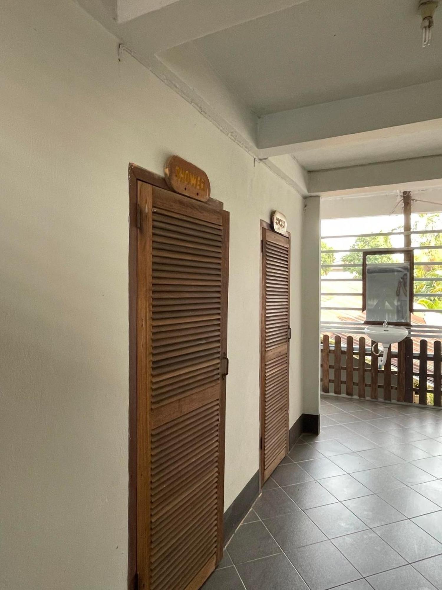 Thakhek Travel Lodge Extérieur photo