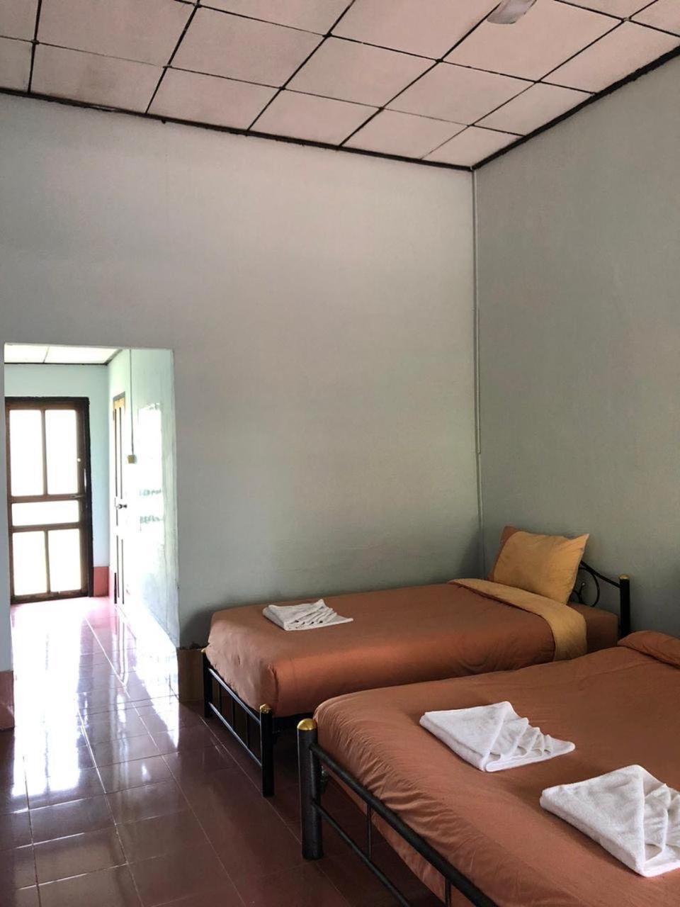 Thakhek Travel Lodge Extérieur photo