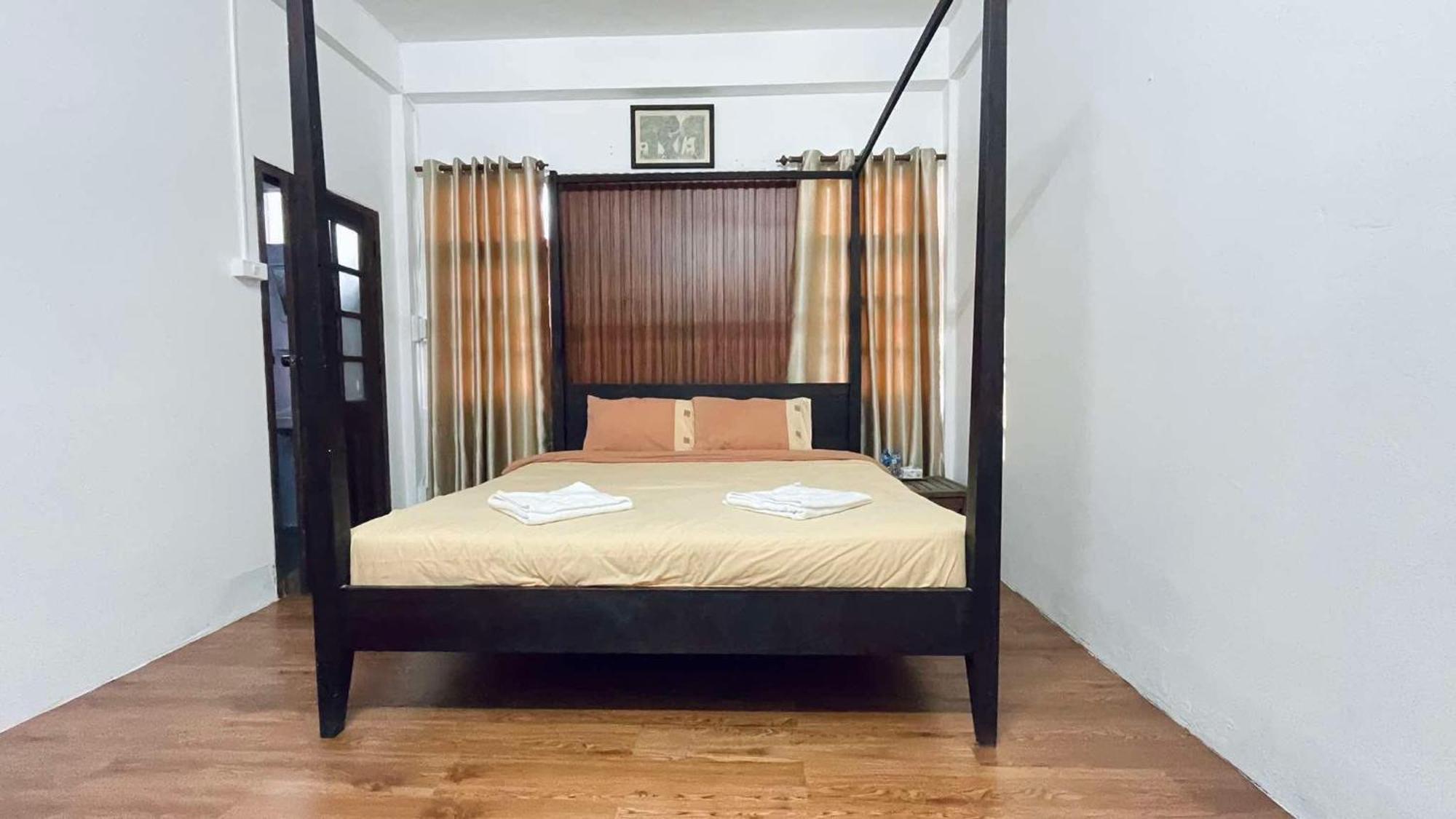 Thakhek Travel Lodge Extérieur photo