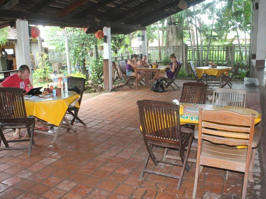 Thakhek Travel Lodge Extérieur photo